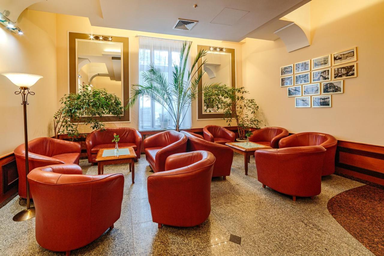 Hotel Fenix Jelenia Gora Luaran gambar
