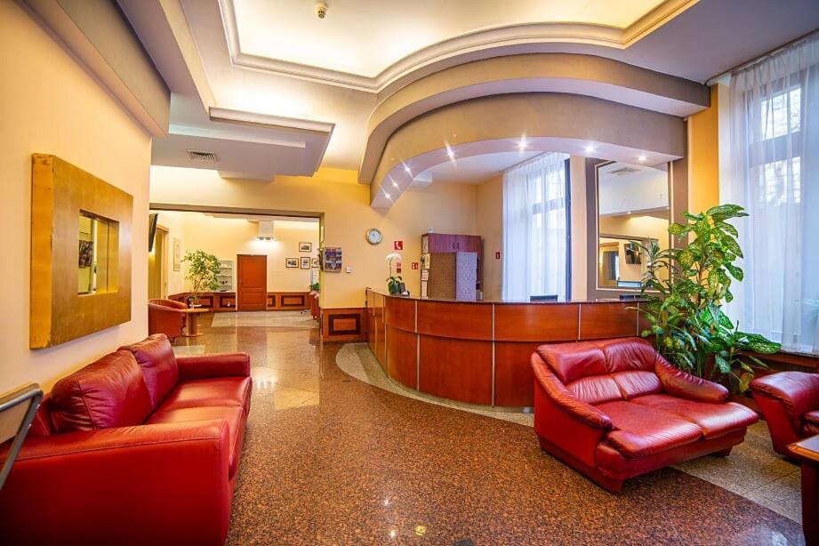 Hotel Fenix Jelenia Gora Luaran gambar