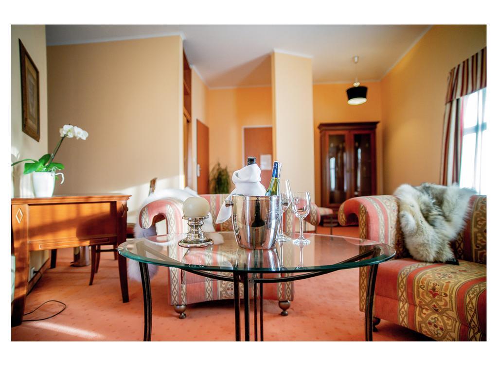 Hotel Fenix Jelenia Gora Bilik gambar