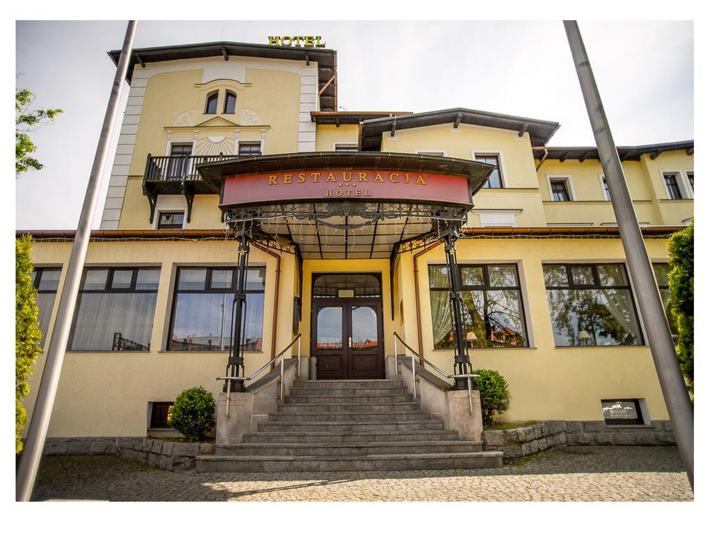 Hotel Fenix Jelenia Gora Luaran gambar