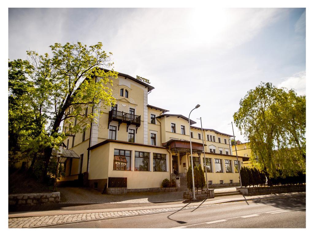 Hotel Fenix Jelenia Gora Luaran gambar