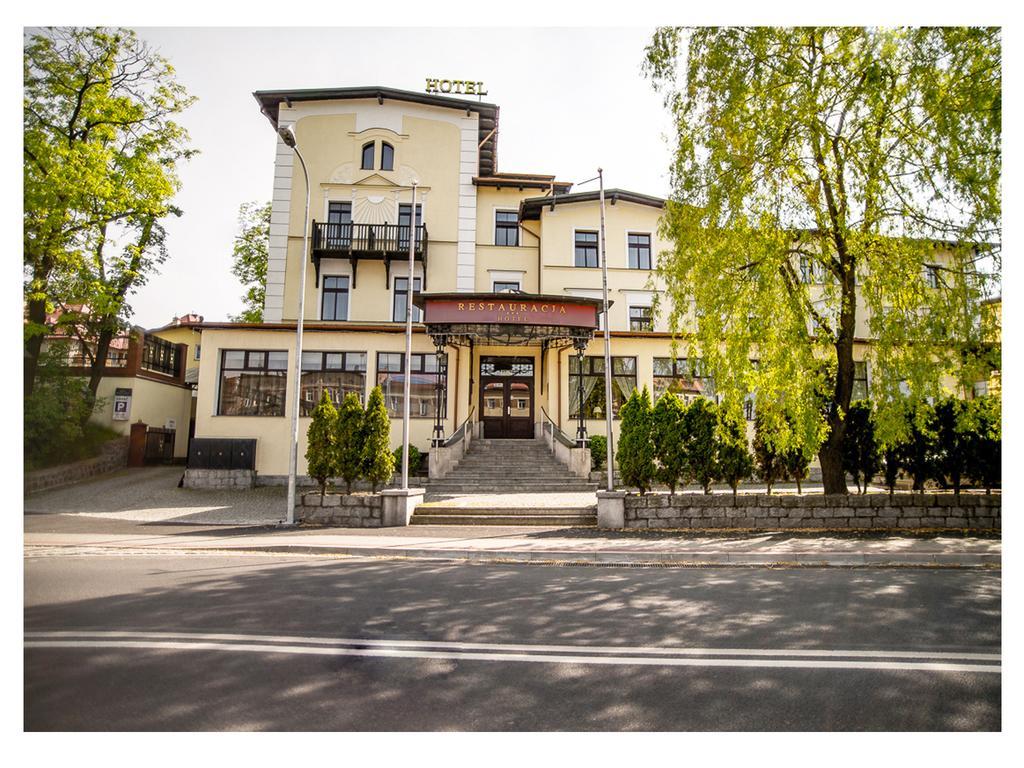 Hotel Fenix Jelenia Gora Luaran gambar