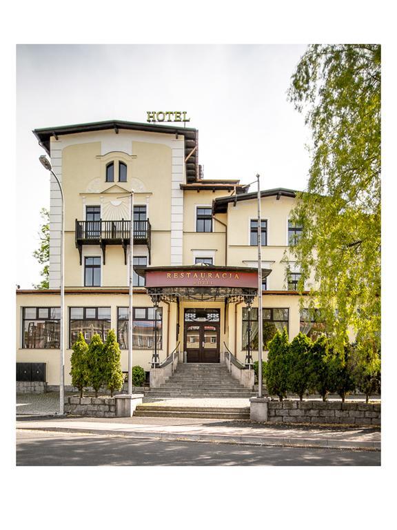 Hotel Fenix Jelenia Gora Luaran gambar