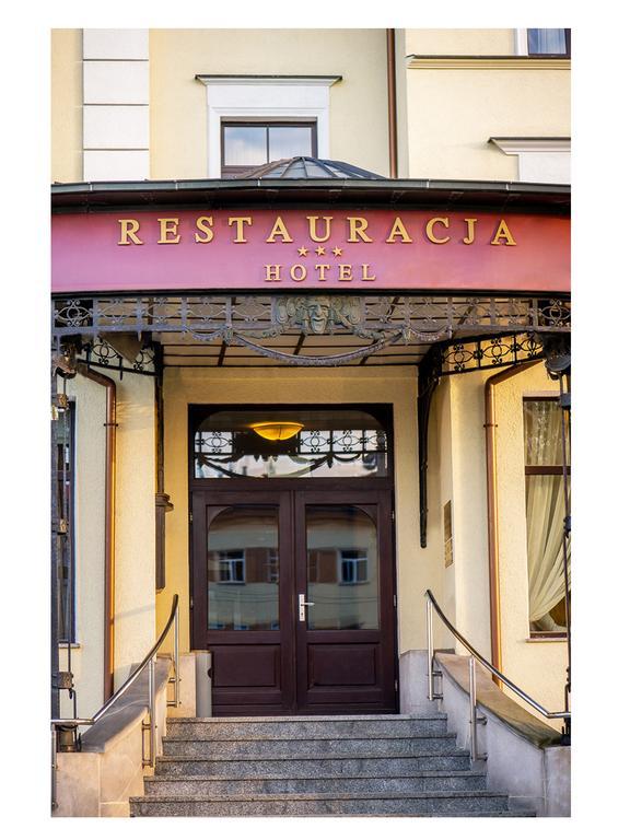 Hotel Fenix Jelenia Gora Luaran gambar